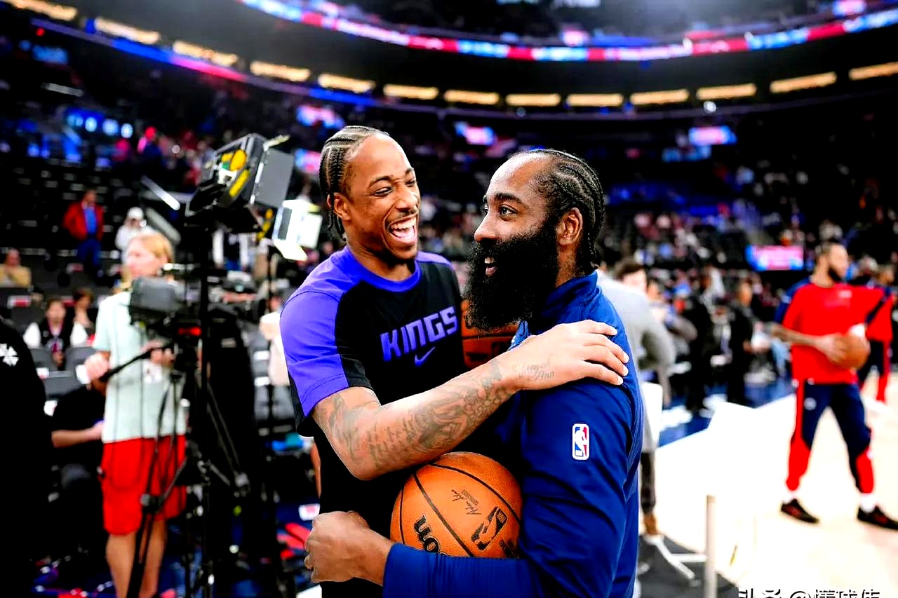 开云-DWG带队取胜！，字母哥重要时刻出色防守比赛高潮迭起(dw联系人拨号破解版)