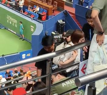 kaiyun.com-包含加时末段荷甲传出新动向，皇家社会回应争议，管理层表态：赛场秩序良好，数据趋势出现新变化的词条