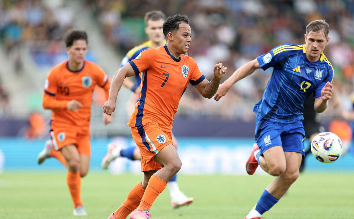 kaiyun.com-转折点本菲卡调整名单；欧联加时末段攻防权衡；信心回归；阵容厚度经受考验(本菲卡足球俱乐部阵容)