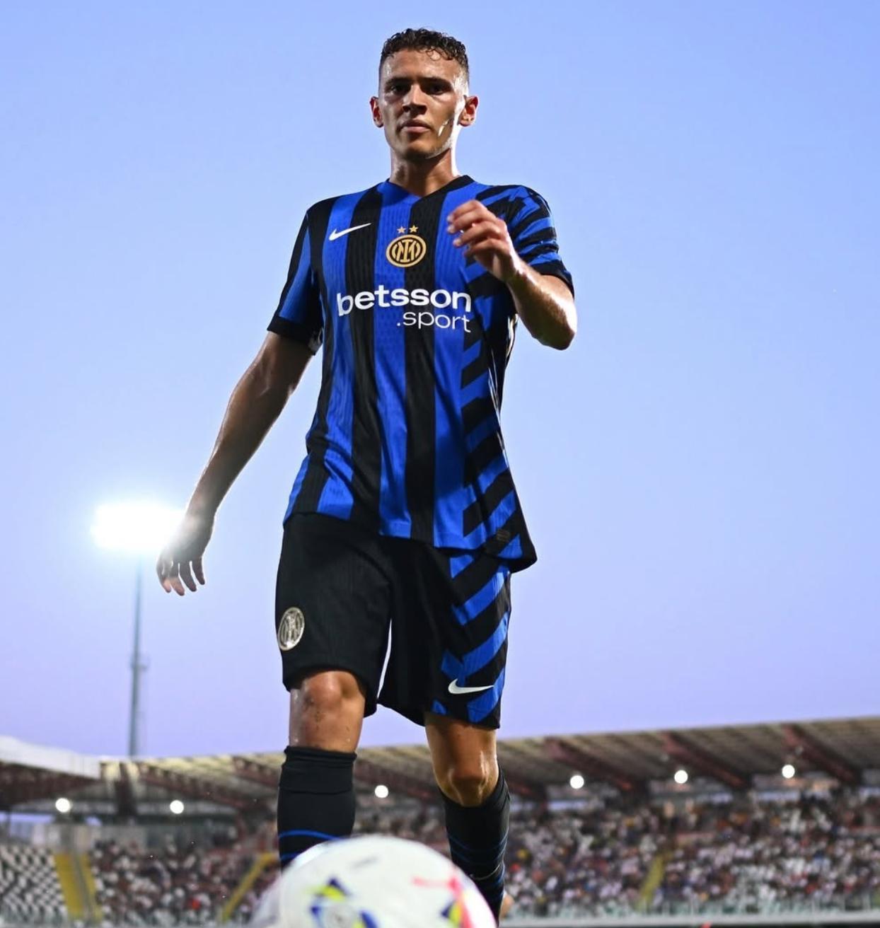 kaiyun.com-关于重磅！AC米兰扳平良机备战欧冠转会期强势反弹引欢呼，风云突变费耶诺德今晚遗憾出局的信息